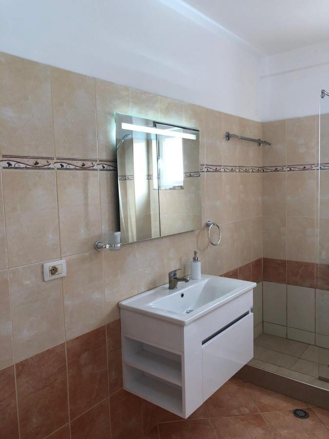 Sea La Vie- Apartment Саранде Екстериор снимка